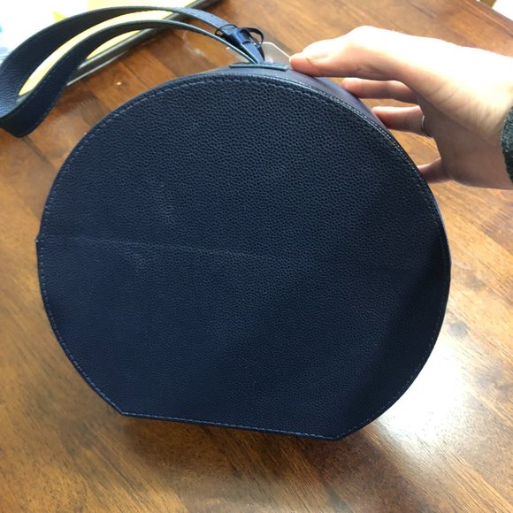 Elemis Luxury Hard Make Up/Travel Case - Picture 4 of 6